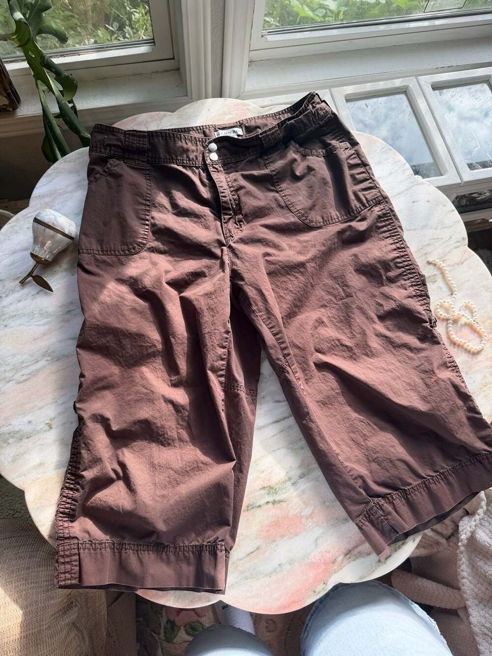 Hannah Brown Cotton Cargo Capri Pants with Porkchop Pockets